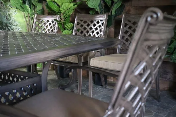 OAKCREST 7 PIECE DINING SET - 46" x 86" Dining Table and 6 Chairs