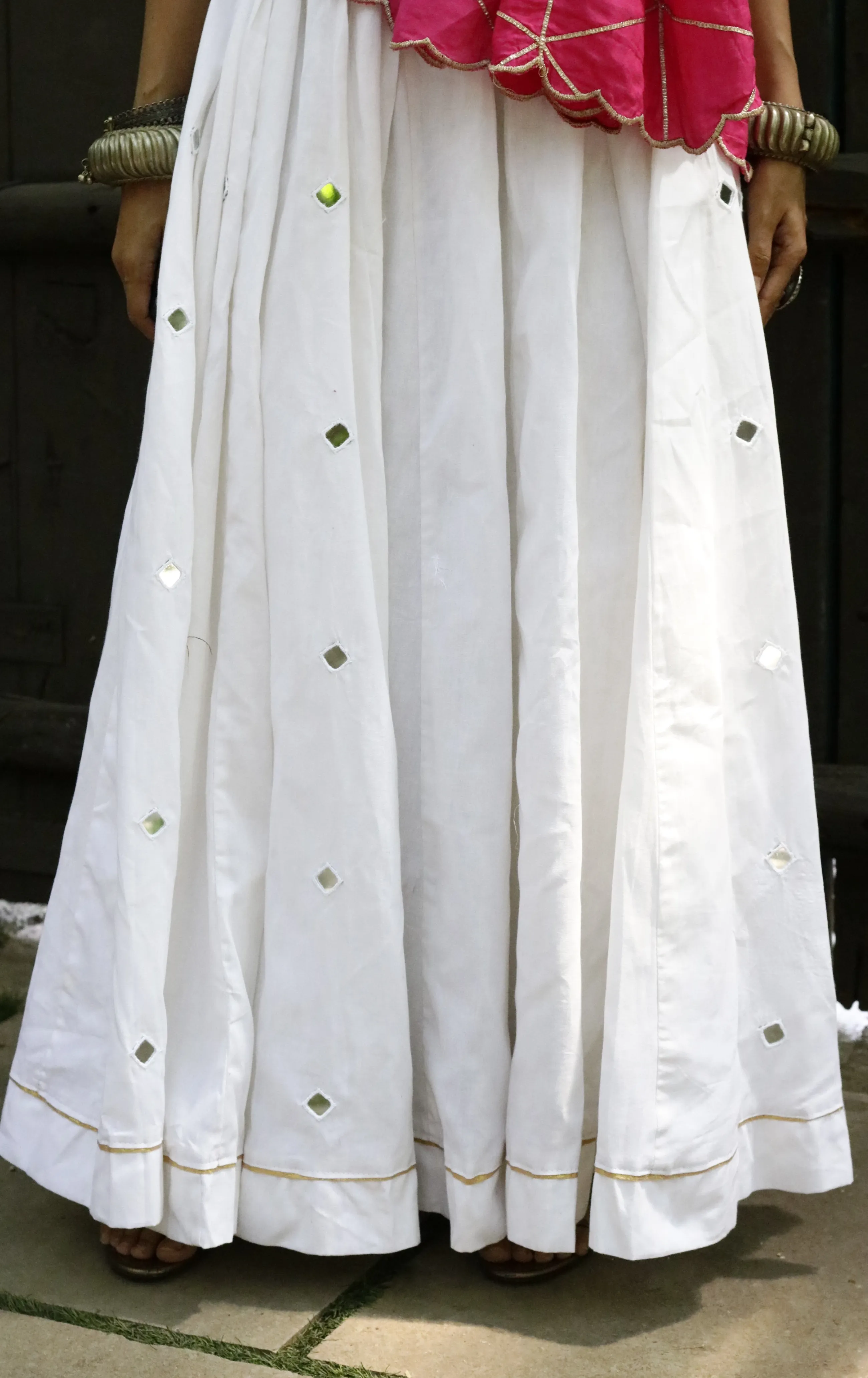 'Taj Mahal' Mirror Work Cotton Lehenga : Festive Ivory Colour Navratri Kutch Lehenga With Mirror Work